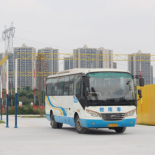 B1(中型客车 19座以下)